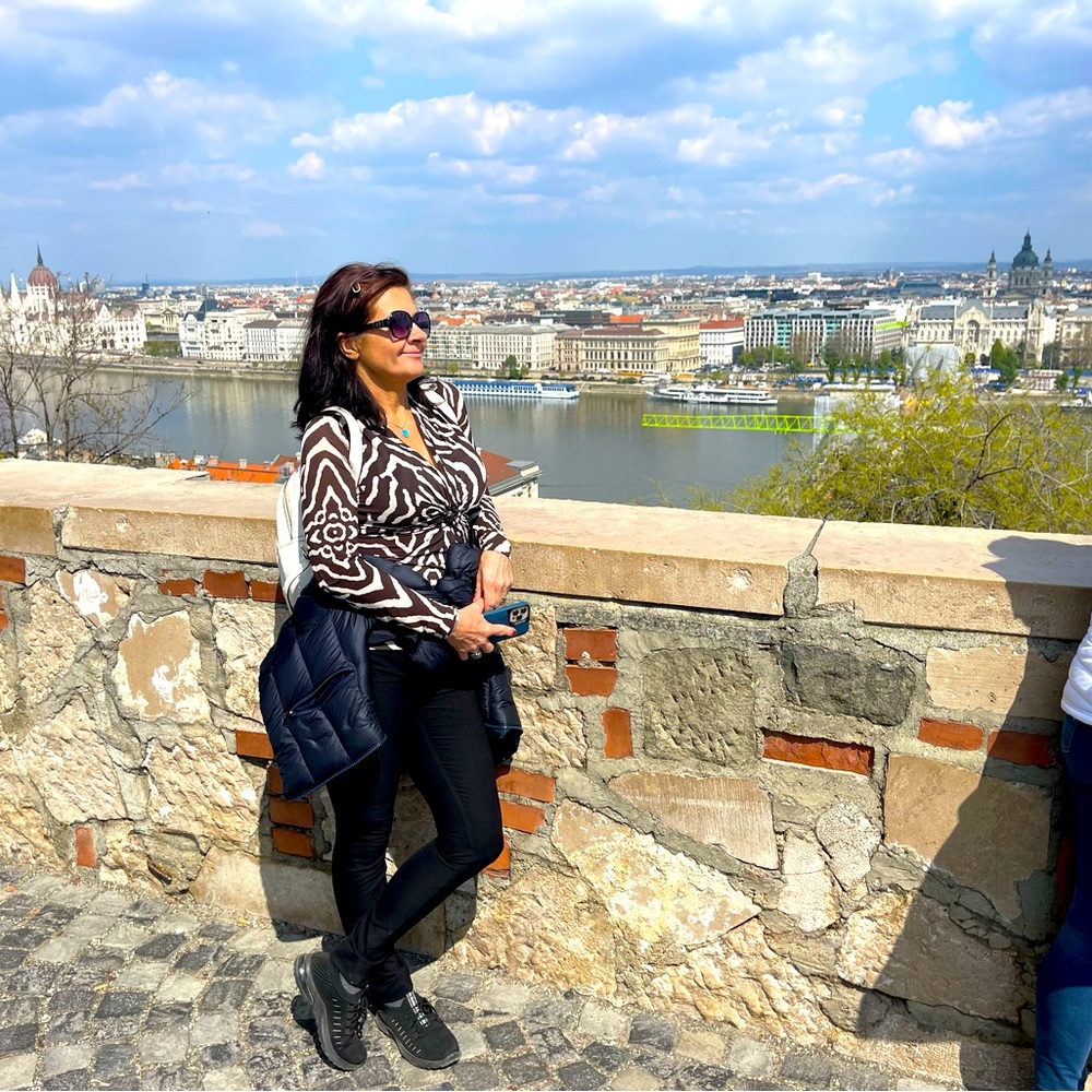 Meet your Posher, Ildi